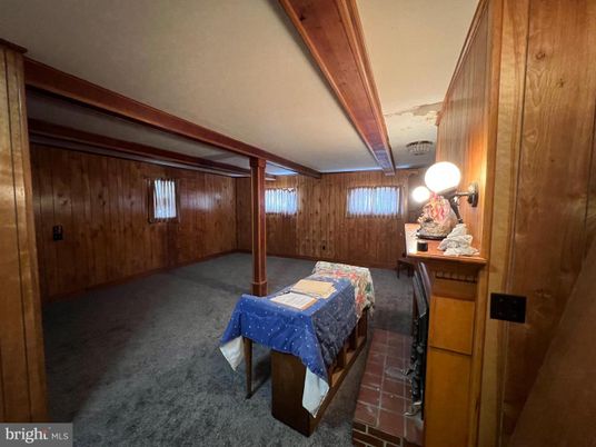 Interior, Wooden Walls