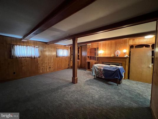 Interior, Wooden Walls