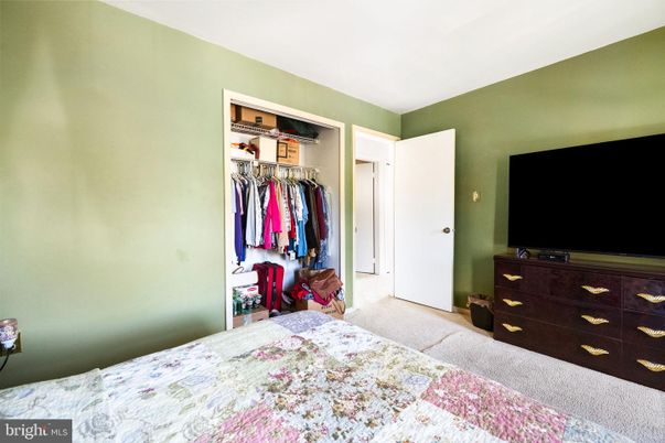 Bedroom, Interior, Walk-in Closets