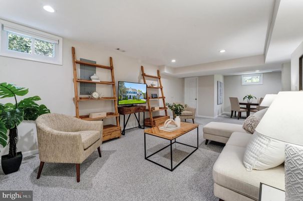 Dining room, Interior, Living room, Recessed Lighting