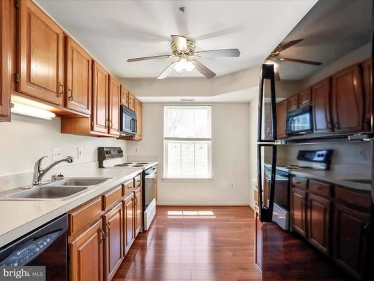 Interior, Kitchen, Wood Texture Flooring