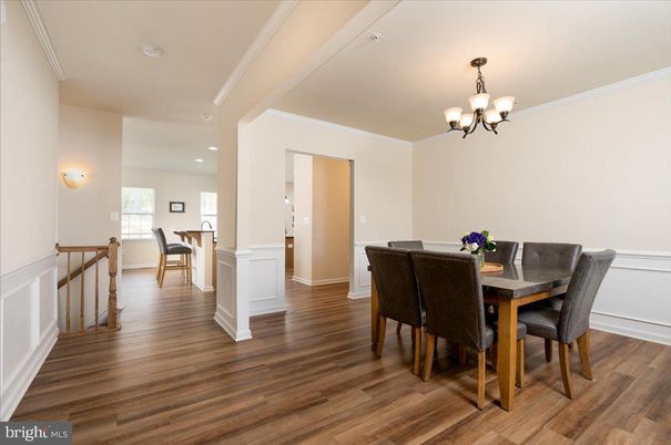 Chandelier, Dining room, Interior, Recessed Lighting, Wood Texture Flooring
