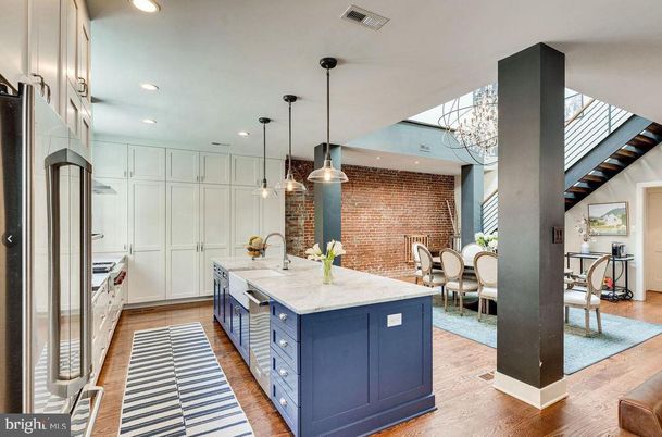 Dining room, Interior, Kitchen, Pendant Lights, Recessed Lighting, Stone Walls, Wood Texture Flooring