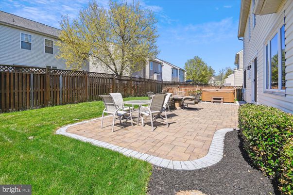 Backyard, Exterior, Hot Tub