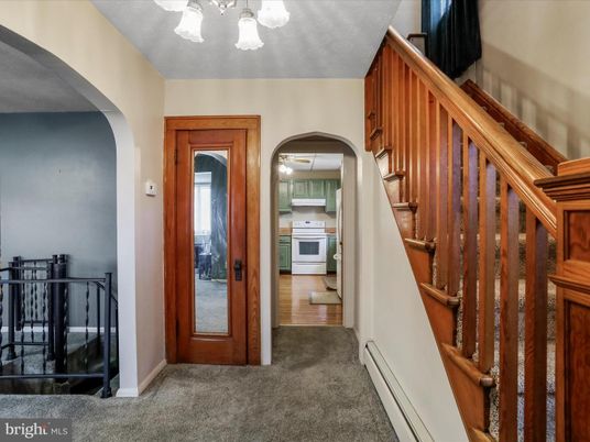 Chandelier, Interior, Kitchen