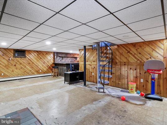 Interior, Recessed Lighting, Wooden Walls