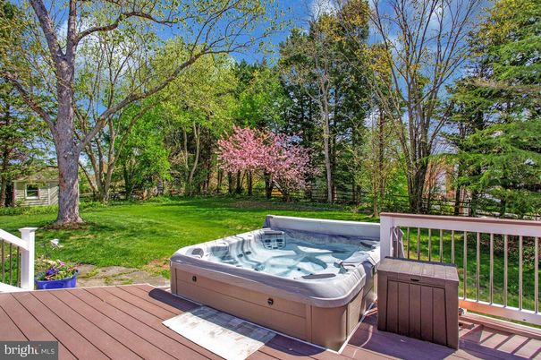 Backyard, Exterior, Hot Tub