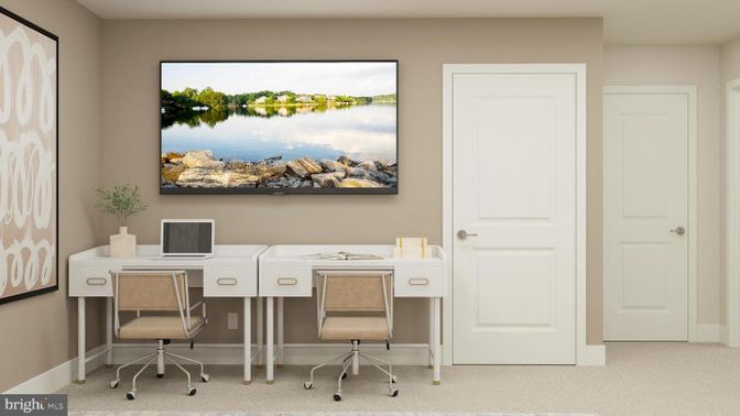 Home Office, Interior