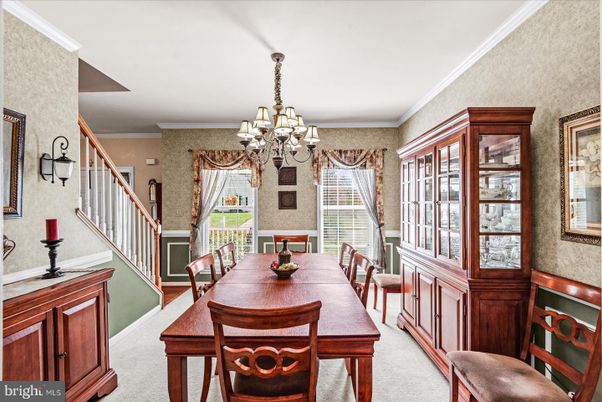 Chandelier, Dining room, Interior