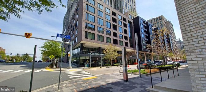 Exterior, Facade, Condo Building