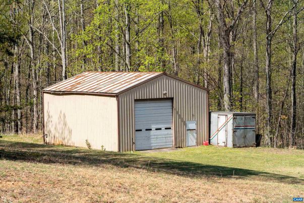 Backyard, Detached Garage, Exterior
