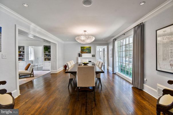 Chandelier, Dining room, Interior, Recessed Lighting, Wood Texture Flooring