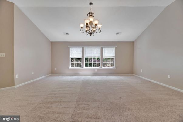 Chandelier, Empty room, Interior