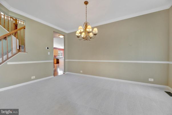 Chandelier, Empty room, Interior