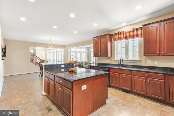 Interior, Kitchen, Pendant Lights, Recessed Lighting
