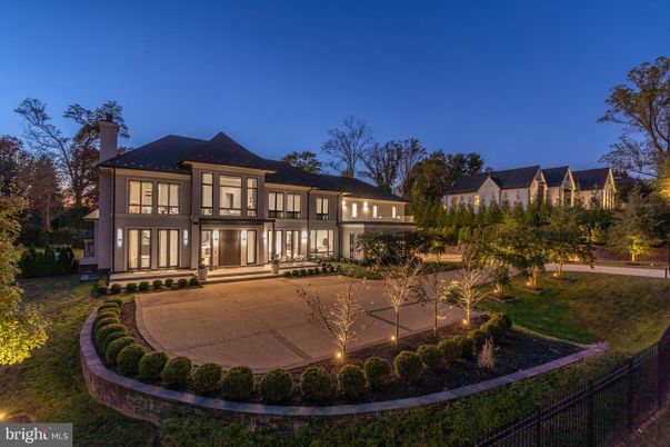 Backyard, Exterior, Facade, French Provincial