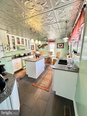 Dining room, Interior, Kitchen, Pendant Lights, Wood Texture Flooring