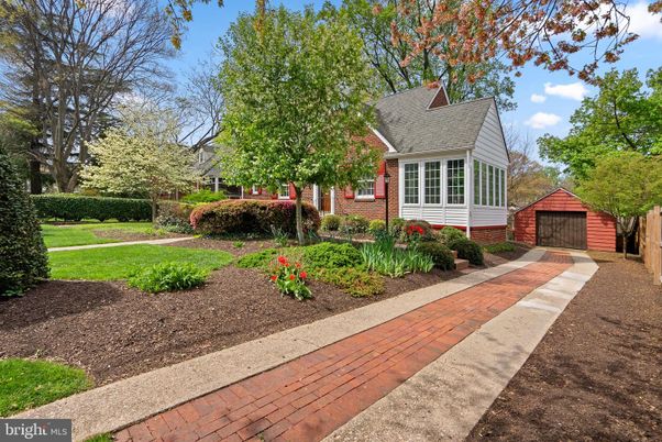Backyard, Detached Garage, Exterior