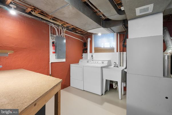 Interior, Washer
