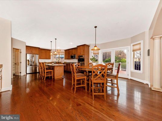 Dining room, Interior, Kitchen, Pendant Lights, Stainless Steel Appliances, Wood Texture Flooring
