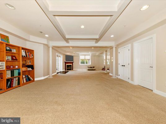 Empty room, Fireplace, Interior, Recessed Lighting