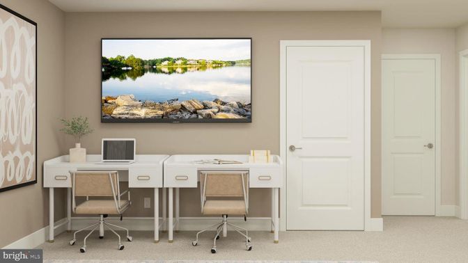 Home Office, Interior