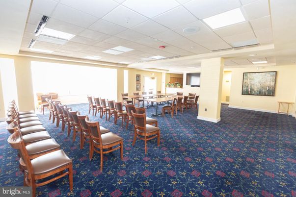 Dining room, Interior, Recessed Lighting