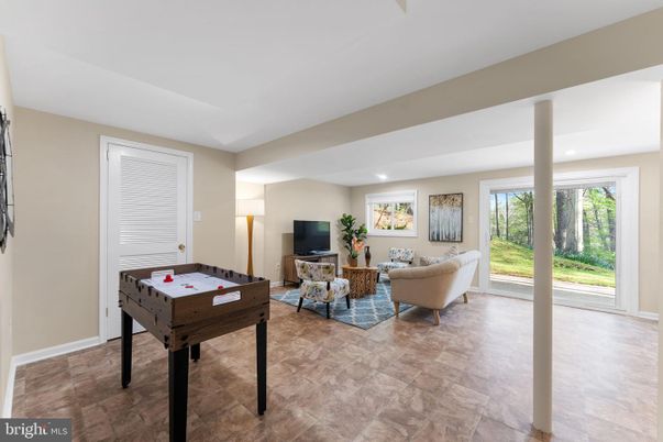 Game Room, Interior, Living room, Recessed Lighting