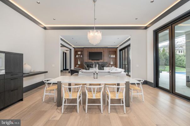 Chandelier, Dining room, Interior, Living room, Recessed Lighting, Wood Texture Flooring