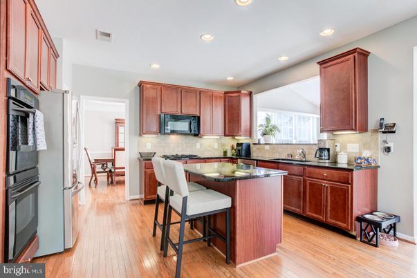 Dining room, Interior, Kitchen, Recessed Lighting, Wood Texture Flooring