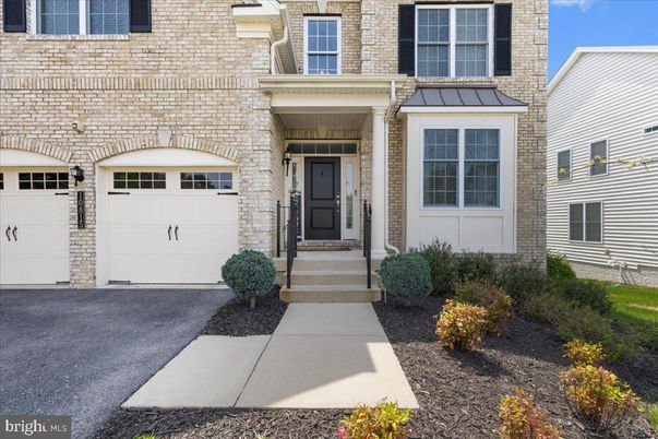 Attached, Exterior, Facade, Brick Facade, Rowhouse