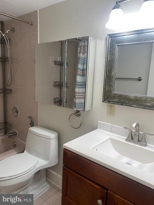 Bathroom, Dual Sink Vanities, Glass Shower, Interior