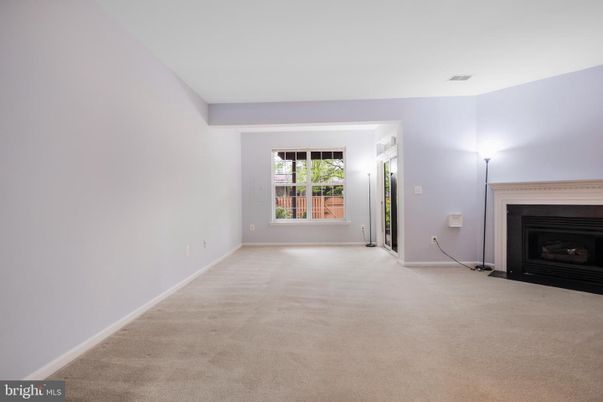 Empty room, Fireplace, Interior