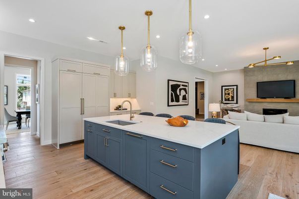 Interior, Kitchen, Living room, Pendant Lights, Recessed Lighting, Wood Texture Flooring