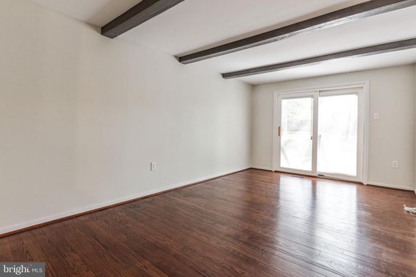 Empty room, Interior, Wooden Beams, Wood Texture Flooring