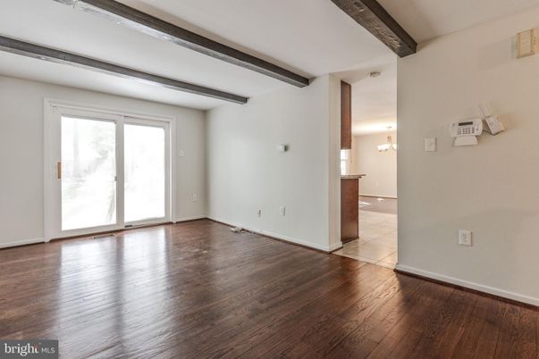 Empty room, Interior, Wooden Beams, Wood Texture Flooring