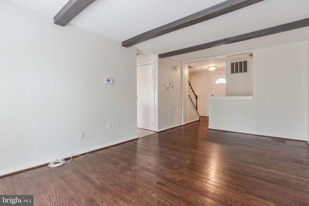 Empty room, Interior, Wooden Beams, Wood Texture Flooring