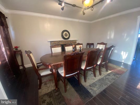 Dining room, Interior, Wood Texture Flooring