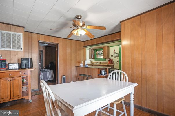 Dining room, Interior, Wood Texture Flooring, Wooden Walls