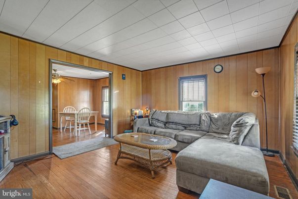 Dining room, Interior, Living room, Wood Texture Flooring, Wooden Walls