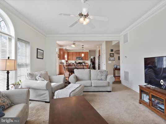 Dining room, Interior, Kitchen, Living room, Pendant Lights, Recessed Lighting, Stainless Steel Appliances