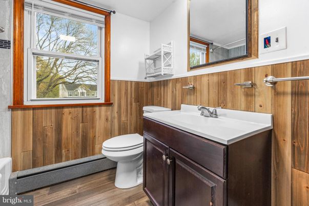 Bathroom, Interior, Wood Texture Flooring, Wooden Walls