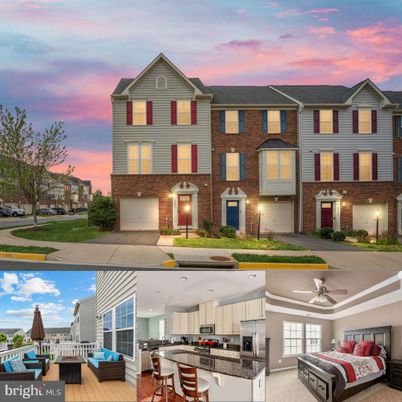 Attached, Exterior, Facade, Brick Facade, Rowhouse
