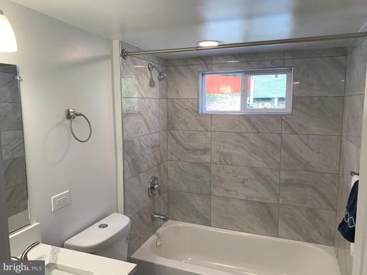 Bathroom, Interior, Marble Walls, Recessed Lighting