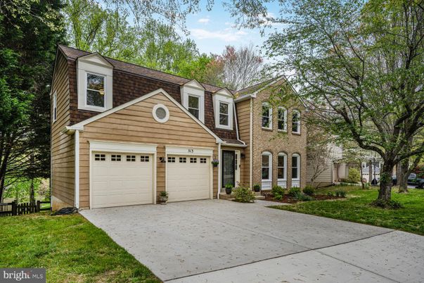 Attached, Exterior, Facade, Brick Facade, Cape Cod