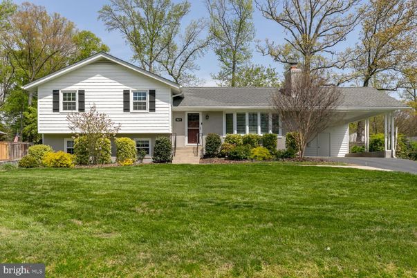 Attached, Backyard, Exterior, Facade, Split Level