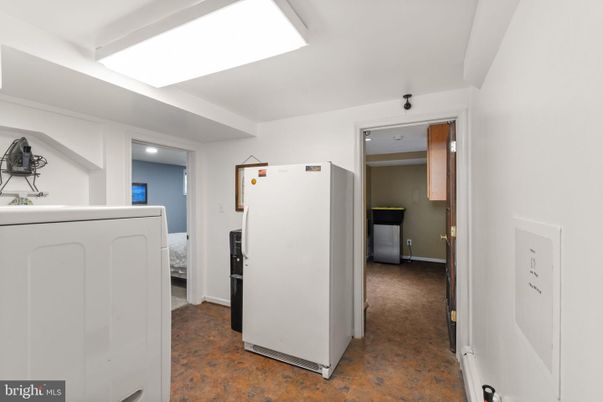 Interior, Washer