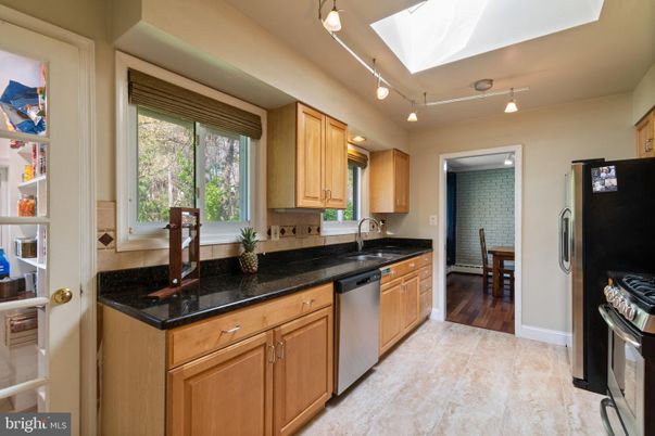 Dining room, Interior, Kitchen, Stone Walls, Wood Texture Flooring