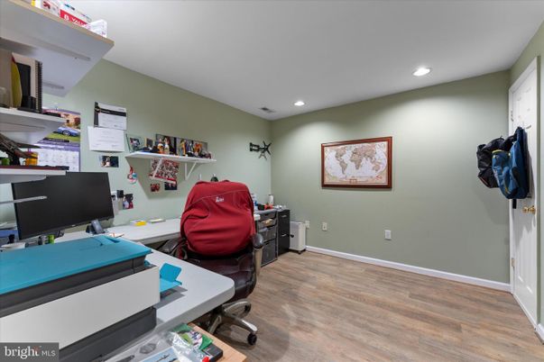 Home Office, Interior, Recessed Lighting, Wood Texture Flooring