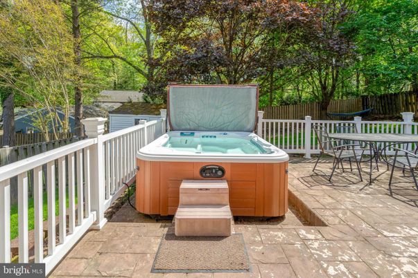 Exterior, Hot Tub